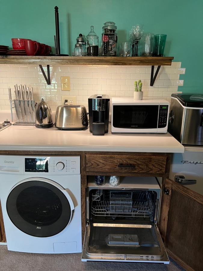 Cozy Loft With Parking And Private Patio W/ Grill Daire Wilmington Dış mekan fotoğraf